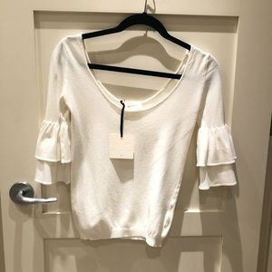 White Vicolo Ruffle Sleeve Knit Top